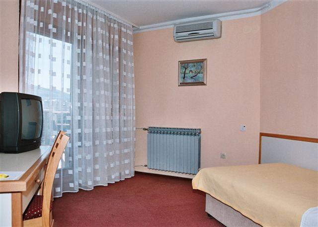 Hotel Ero Mostar Exterior foto